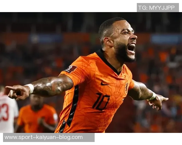 德佩在荷兰国家队创下54球35助的辉煌纪录双双领跑队史榜单