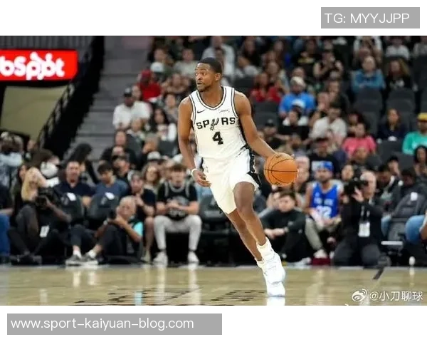 卡斯尔强调提升落位速度以便为文班亚马创造更大空间应对包夹挑战